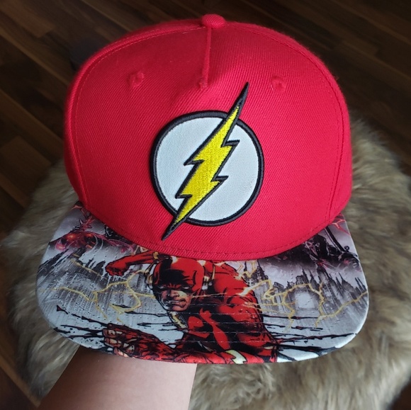 dc comics snapback